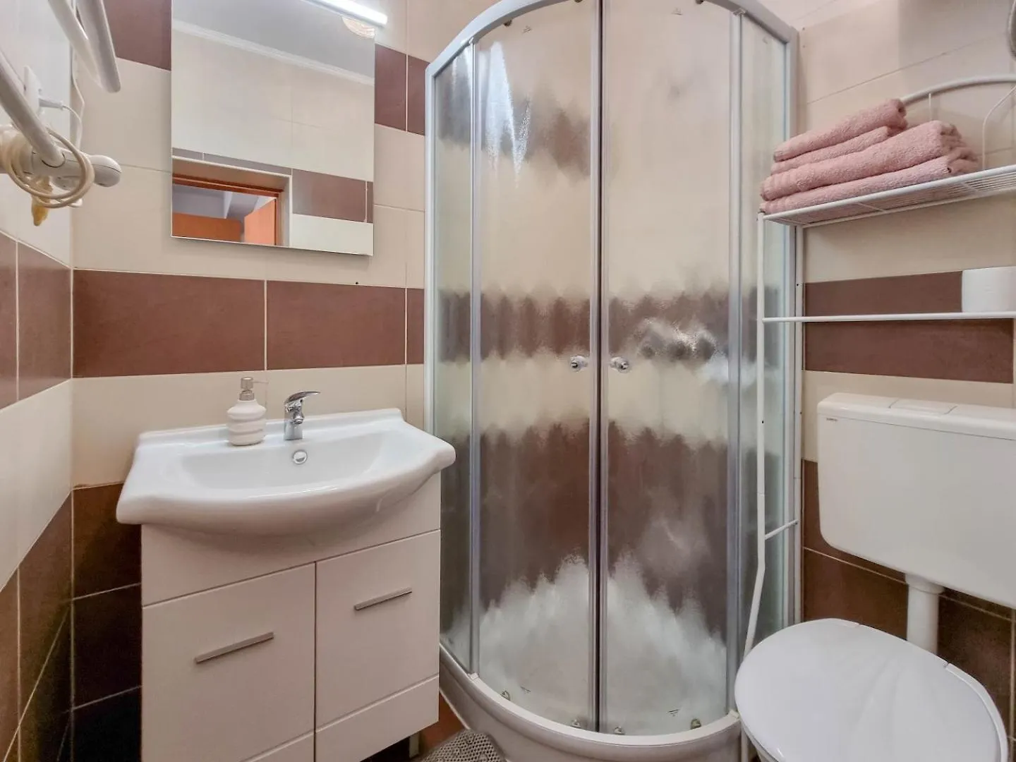 Pintar 2 Apartment Novigrad