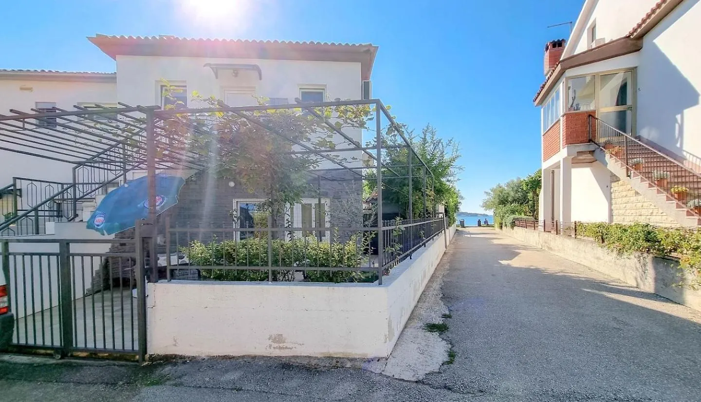 Pintar 2 Apartment Novigrad   Novigrad (Istria)